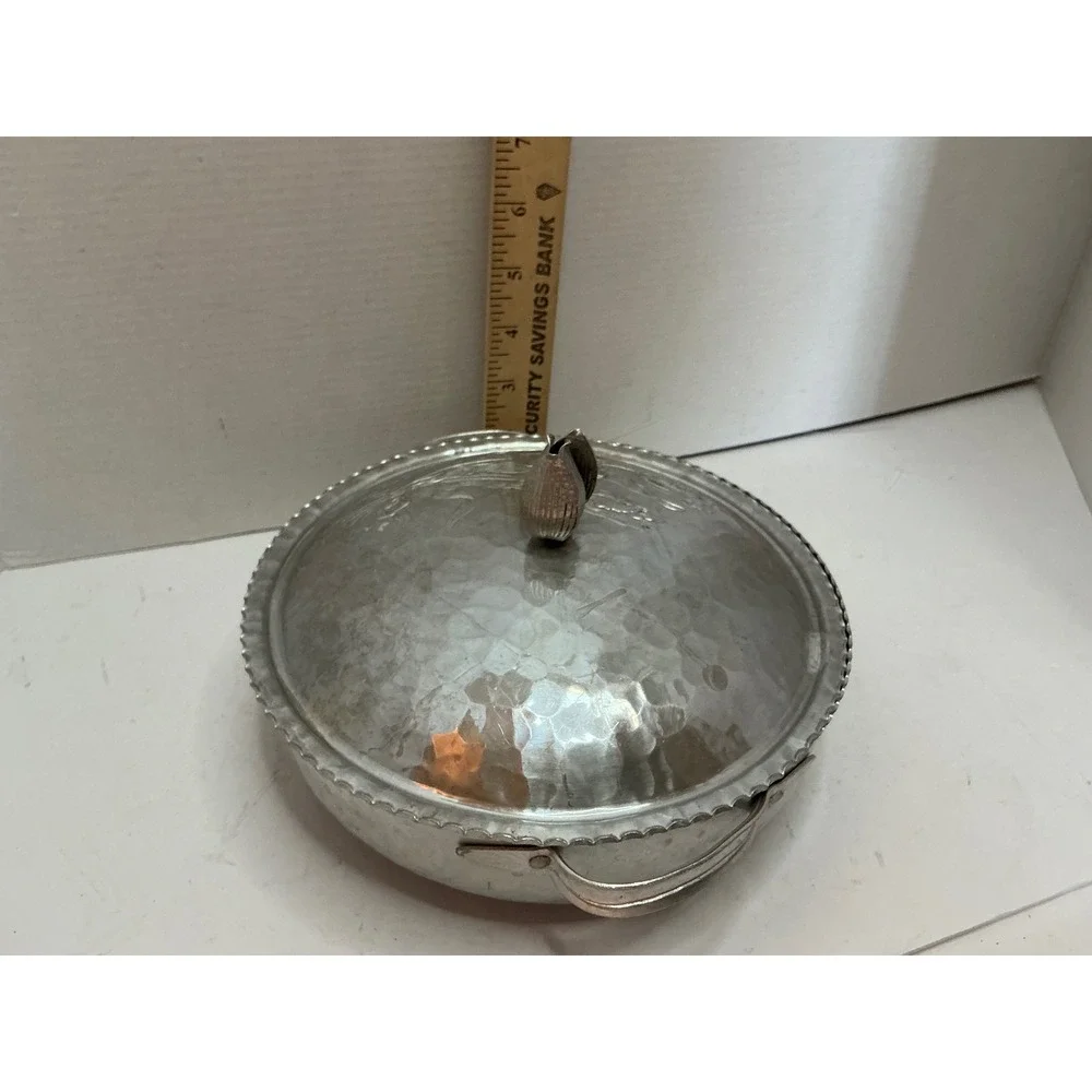 Vintage Hammered Aluminum Casserole Dish Tulip Lid 10in Mid Century
